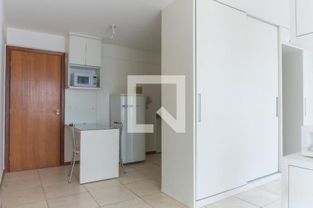 Sala de apartamento para alugar com 1 quarto, 32m² em Asa Sul, Brasília