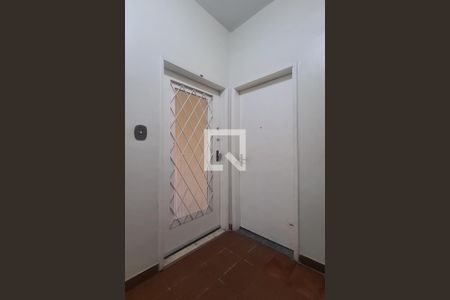 Apartamento à venda com 100m², 2 quartos e 1 vagaEntrada