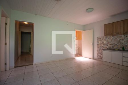 Sala de casa para alugar com 4 quartos, 100m² em Setor Aeroporto, Goiânia