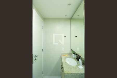 Apartamento à venda com 57m², 2 quartos e 1 vagaBanheiro do Quarto 1