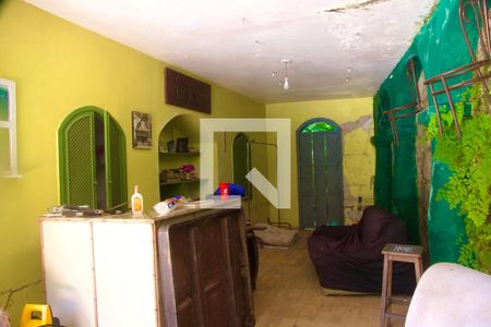 Casa à venda com 448m², 4 quartos e 2 vagas Casa à venda com 448m², 4 quartos e 2 vagasPiscina