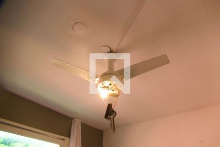 Casa à venda com 448m², 4 quartos e 2 vagas Casa à venda com 448m², 4 quartos e 2 vagasQuarto