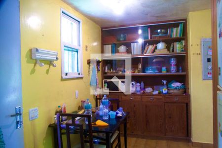 Casa à venda com 448m², 4 quartos e 2 vagas Casa à venda com 448m², 4 quartos e 2 vagasCopa / Cozinha