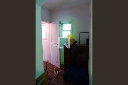 Casa à venda com 448m², 4 quartos e 2 vagas Casa à venda com 448m², 4 quartos e 2 vagasSuíte