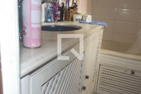 Casa à venda com 1609m², 4 quartos e 4 vagasBanheiro da Suíte