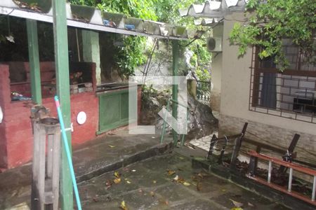 Casa à venda com 1609m², 4 quartos e 4 vagasQuintal