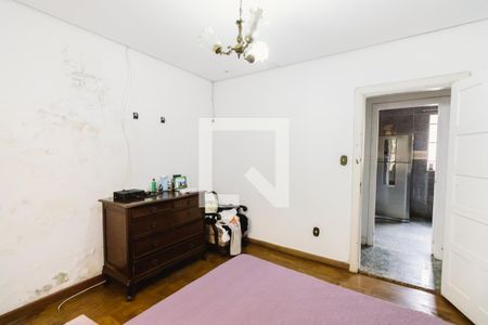 Casa à venda com 496m², 4 quartos e 2 vagas Casa à venda com 496m², 4 quartos e 2 vagasSuíte 3