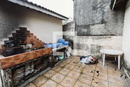 Casa à venda com 496m², 4 quartos e 2 vagas Casa à venda com 496m², 4 quartos e 2 vagasQuintal