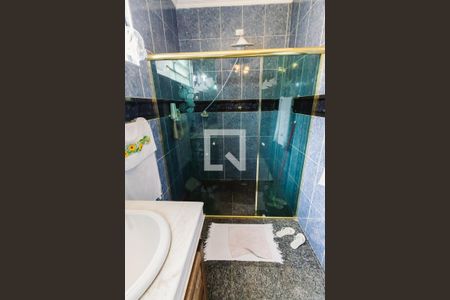 Casa à venda com 496m², 4 quartos e 2 vagas Casa à venda com 496m², 4 quartos e 2 vagasBanheiro da Suíte 3