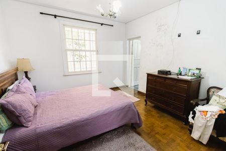 Casa à venda com 496m², 4 quartos e 2 vagas Casa à venda com 496m², 4 quartos e 2 vagasSuíte 3