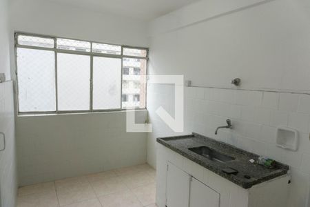 Cozinha de apartamento para alugar com 1 quarto, 40m² em Bela Vista, São Paulo