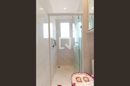 Apartamento à venda com 75m², 2 quartos e 2 vagasBanheiro da Suíte 01