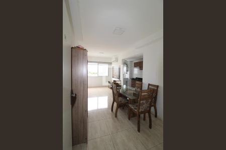Entrada de apartamento para alugar com 2 quartos, 74m² em Centro, Canoas
