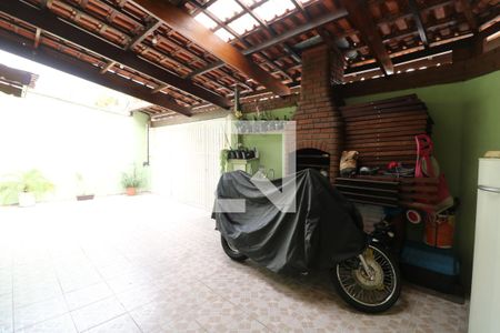 Casa à venda com 100m², 3 quartos e 4 vagasGaragem