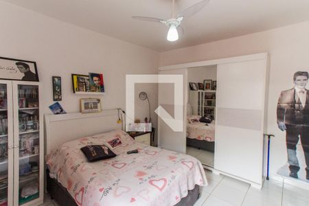 Casa à venda com 256m², 6 quartos e 3 vagas Casa à venda com 256m², 6 quartos e 3 vagasSuíte 2