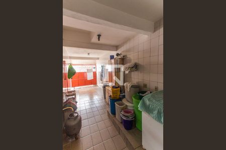 Casa à venda com 256m², 6 quartos e 3 vagas Casa à venda com 256m², 6 quartos e 3 vagasÁrea de Serviço 1