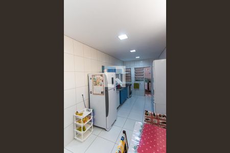 Casa à venda com 256m², 6 quartos e 3 vagas Casa à venda com 256m², 6 quartos e 3 vagasCozinha 1