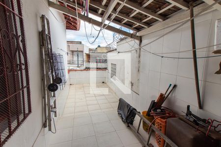 Casa à venda com 256m², 6 quartos e 3 vagas Casa à venda com 256m², 6 quartos e 3 vagasÁrea de Serviço 2