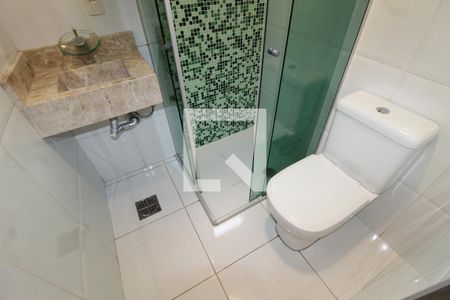 Banheiro de apartamento para alugar com 1 quarto, 40m² em Cidade Satélite Santa Bárbara, São Paulo