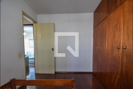Apartamento para alugar com 65m², 2 quartos e 1 vagaQuarto 01
