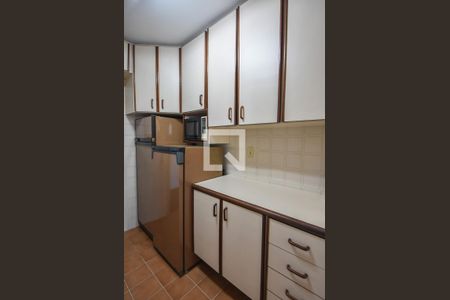 Apartamento para alugar com 65m², 2 quartos e 1 vagaCozinha