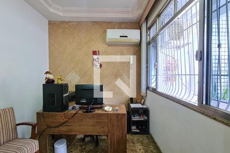 Apartamento à venda com 172m², 3 quartos e 1 vaga Apartamento à venda com 172m², 3 quartos e 1 vagaQuarto 3