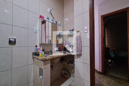 Apartamento à venda com 172m², 3 quartos e 1 vaga Apartamento à venda com 172m², 3 quartos e 1 vagaBanheiro