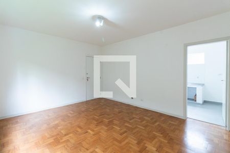 Apartamento para alugar com 75m², 2 quartos e 1 vagaSala