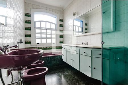 Casa à venda com 314m², 4 quartos e 5 vagas