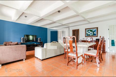 Casa à venda com 314m², 4 quartos e 5 vagas