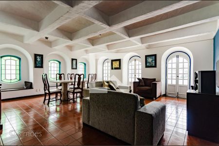 Casa à venda com 314m², 4 quartos e 5 vagas