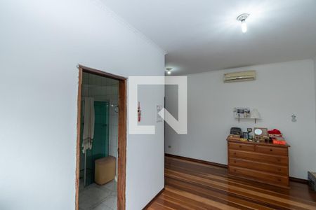 Casa à venda com 420m², 4 quartos e 4 vagasSuite 1
