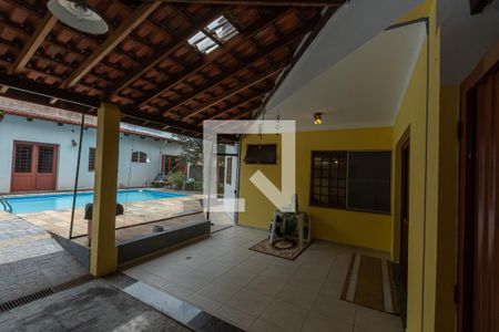 Casa à venda com 420m², 4 quartos e 4 vagasVaranda