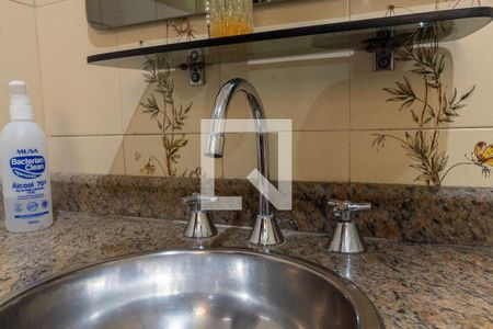 Casa à venda com 258m², 4 quartos e 10 vagasBanheiro - torneira