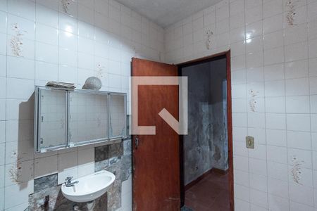 Casa à venda com 258m², 4 quartos e 10 vagasBanheiro 2