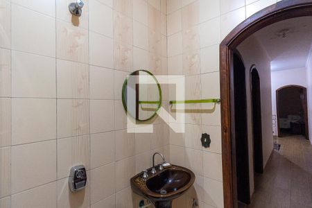 Casa à venda com 258m², 4 quartos e 10 vagasBanheiro 1