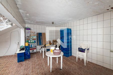 Casa à venda com 258m², 4 quartos e 10 vagasLavanderia