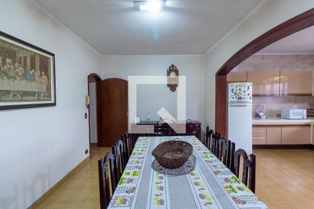 Casa à venda com 258m², 4 quartos e 10 vagasCopa