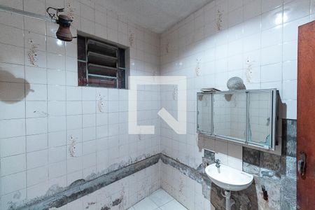 Casa à venda com 258m², 4 quartos e 10 vagasBanheiro 2