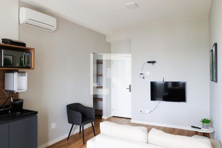 Sala de kitnet/studio para alugar com 1 quarto, 34m² em Santa Cecília, São Paulo