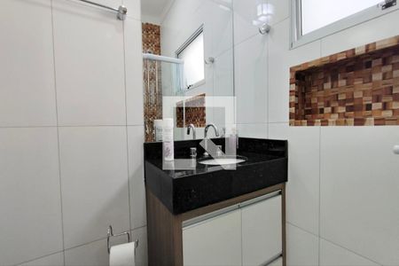 Casa à venda com 200m², 3 quartos e 3 vagas Casa à venda com 200m², 3 quartos e 3 vagasBanheiro suíte