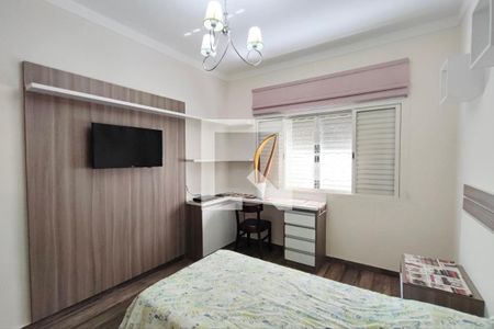 Casa à venda com 200m², 3 quartos e 3 vagas Casa à venda com 200m², 3 quartos e 3 vagasQuarto  2