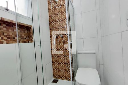 Casa à venda com 200m², 3 quartos e 3 vagas Casa à venda com 200m², 3 quartos e 3 vagasBanheiro suíte