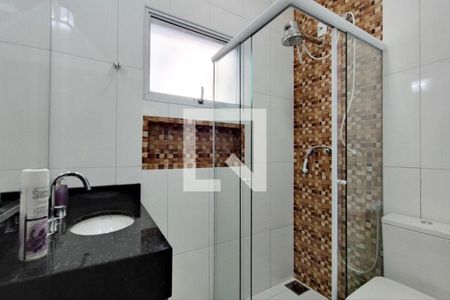 Casa à venda com 200m², 3 quartos e 3 vagas Casa à venda com 200m², 3 quartos e 3 vagasBanheiro suíte