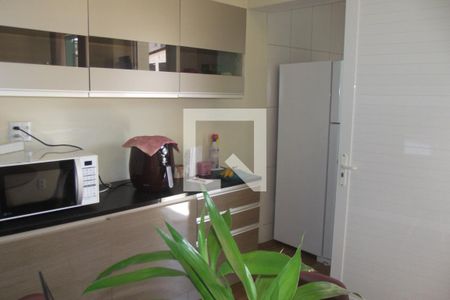 Casa à venda com 360m², 4 quartos e 3 vagasCozinha