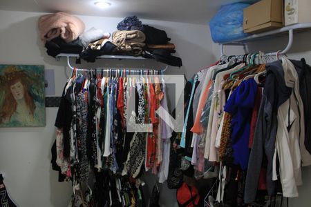 Apartamento à venda com 300m², 4 quartos e 3 vagasCloset da suíte 3