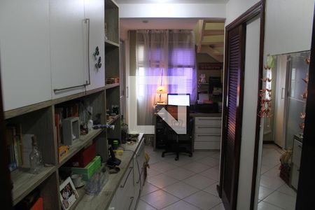 Apartamento à venda com 300m², 4 quartos e 3 vagasEscritório