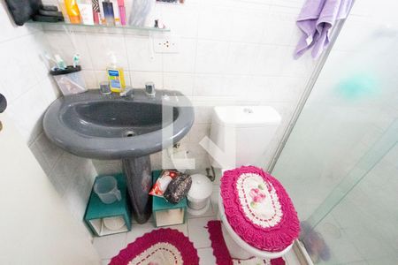 Apartamento à venda com 70m², 2 quartos e 1 vagaBanheiro da Suíte Quarto 2
