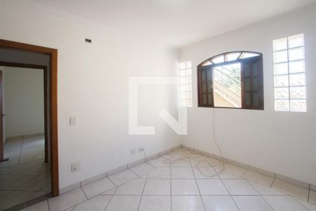 Casa à venda com 540m², 7 quartos e 3 vagasQuarto 3 Casa 2
