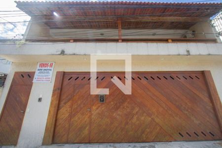 Casa à venda com 540m², 7 quartos e 3 vagasFachada